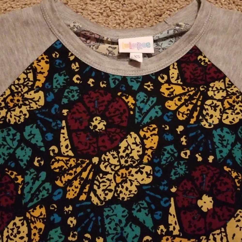 Lularoe Randy Baseball Tee - Picture 2 of 3
